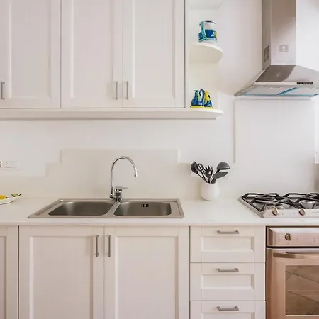 Bay With Jacuzzi Rooftop *