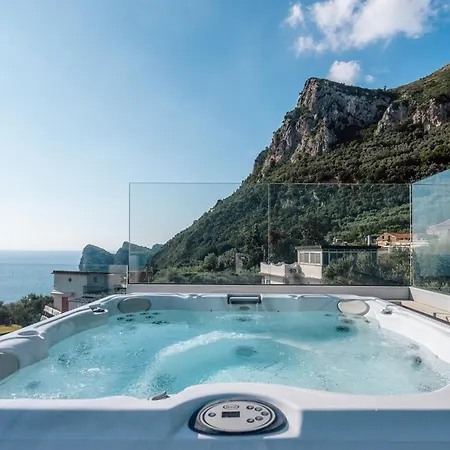 Bay With Jacuzzi Rooftop Villa Nerano
