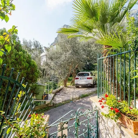Bay With Jacuzzi Rooftop Nerano