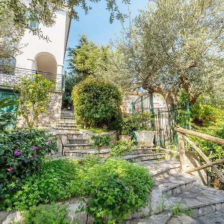 Villa Bay With Jacuzzi Rooftop *