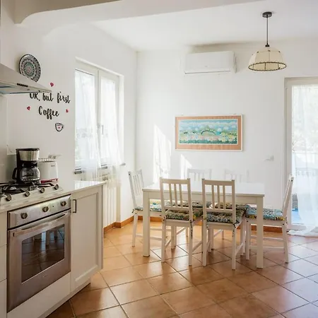 Villa Bay With Jacuzzi Rooftop *