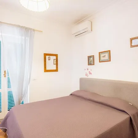 Villa Bay With Jacuzzi Rooftop Nerano