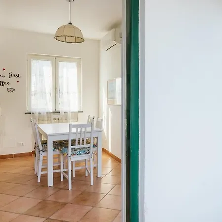 Bay With Jacuzzi Rooftop Villa Nerano