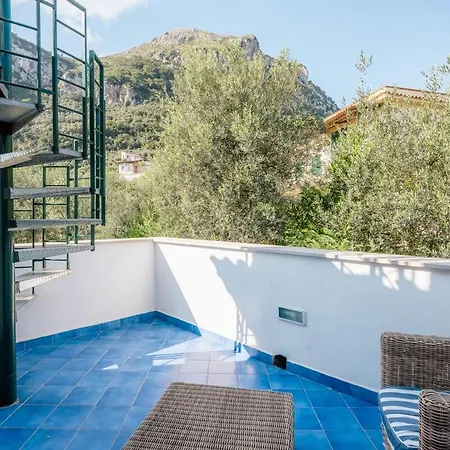 Bay With Jacuzzi Rooftop *